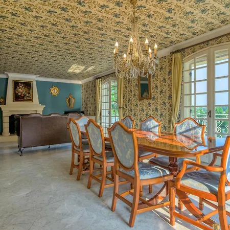 Mon Reve 洛特河河畔圣利夫拉德